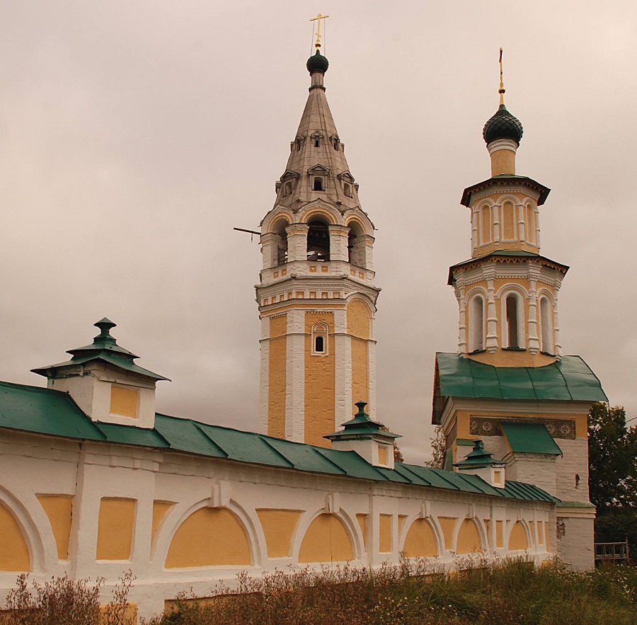 Правый берег Воскресенский собор